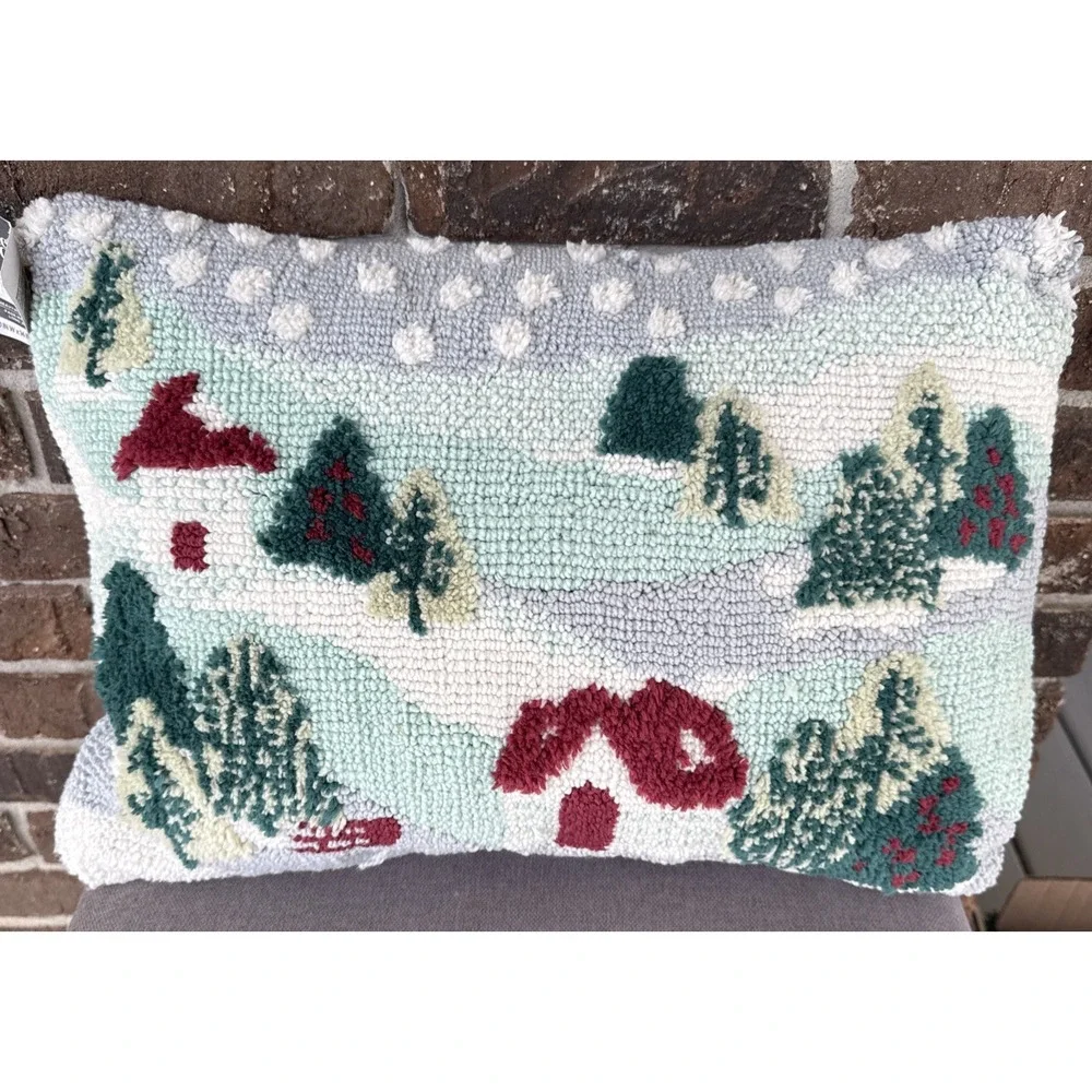 Better Homes & Garden‎ Holiday Village Outdoor Throw Pillow 14x20 Raised Loop